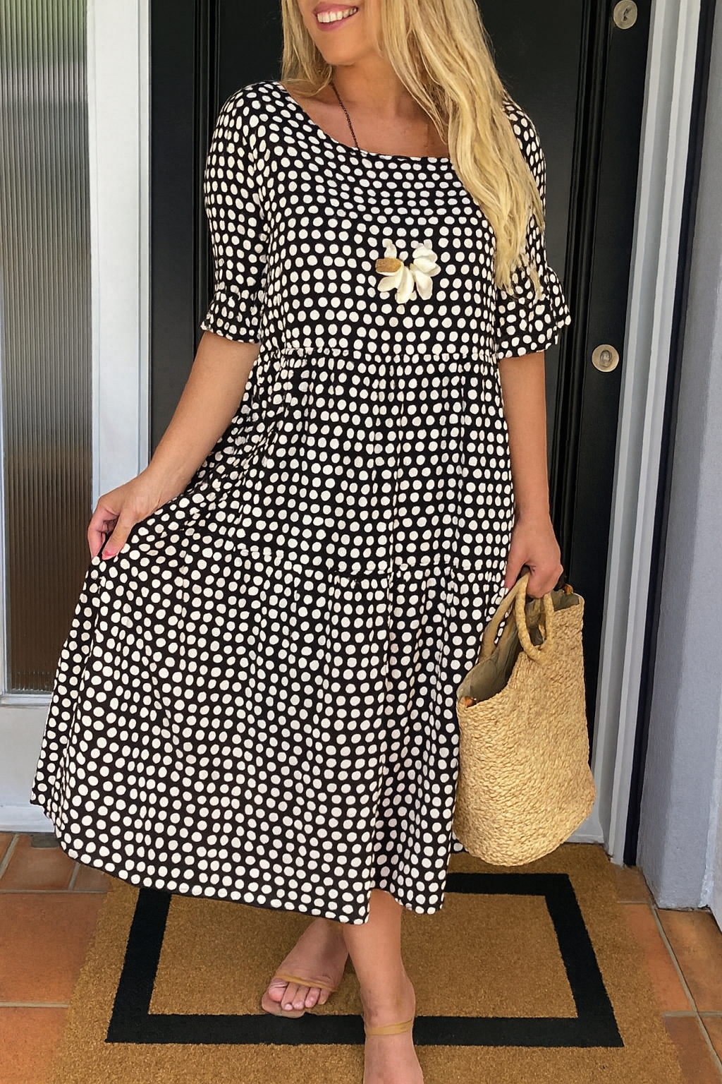 Zerelle | Midi-Kleid mit kurzen Ärmeln