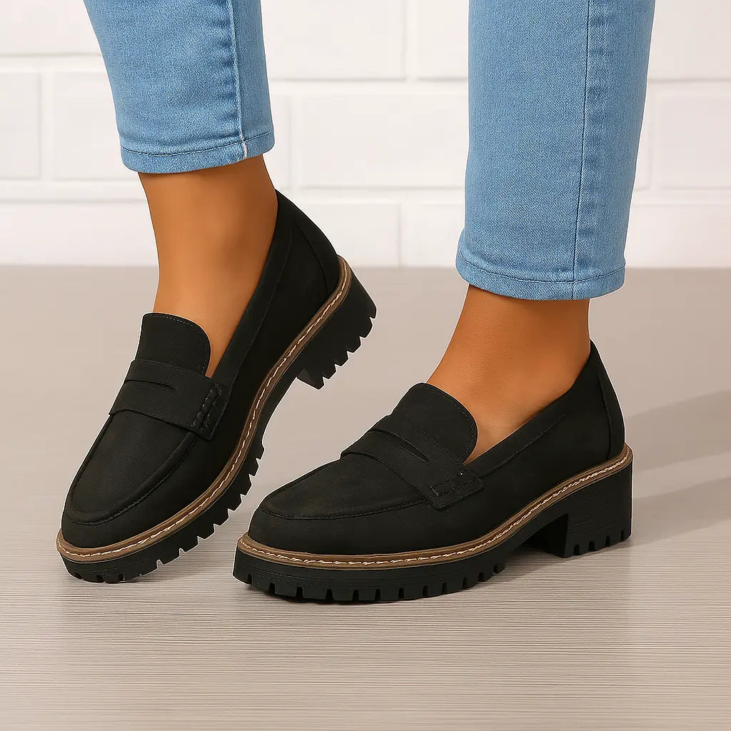 Nadia | Zeitlose Loafer aus Wildleder