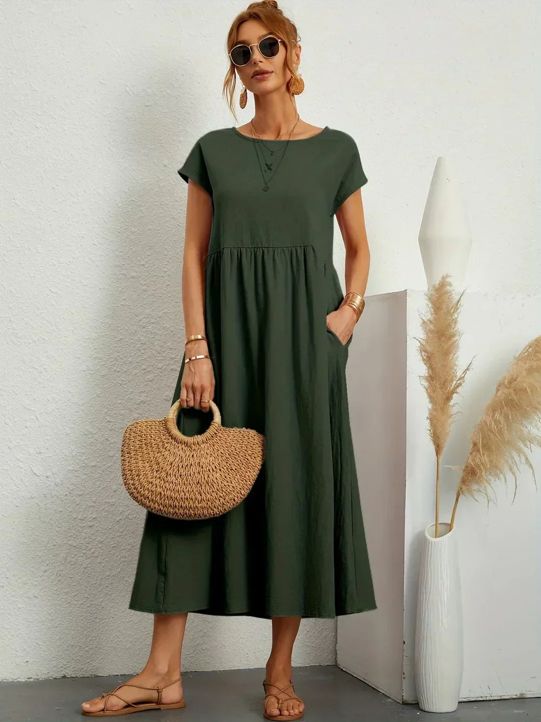 Evi | Fließendes Midikleid zeitlose Eleganz