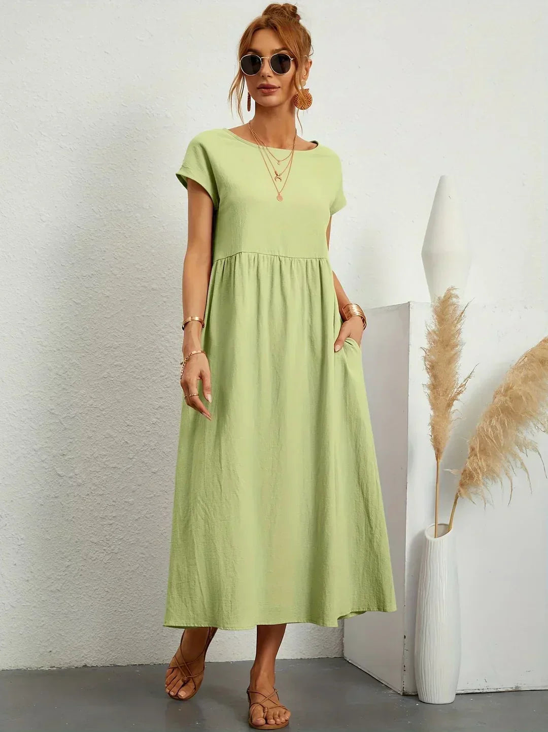 Evi | Fließendes Midikleid zeitlose Eleganz