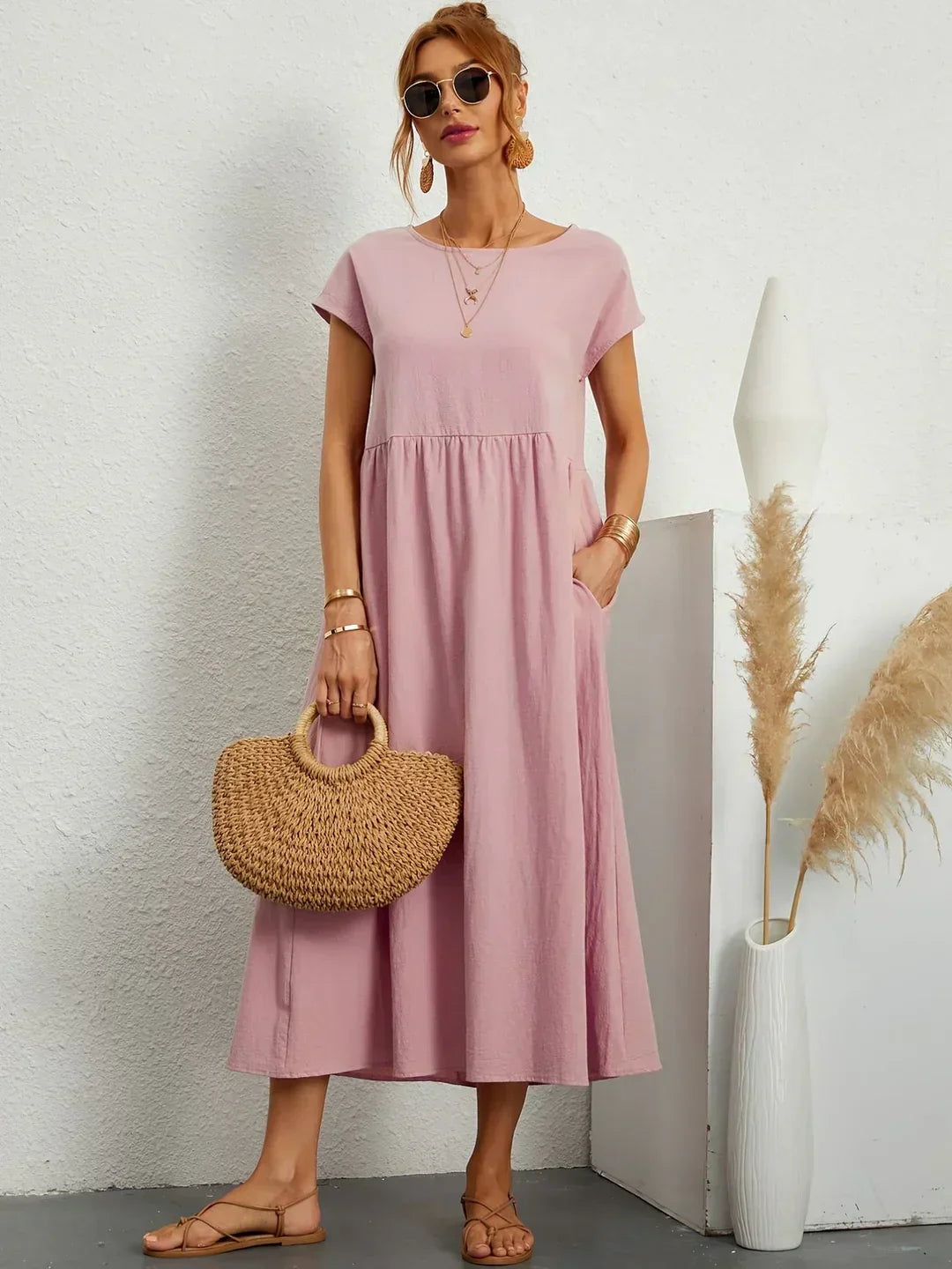 Evi | Fließendes Midikleid zeitlose Eleganz