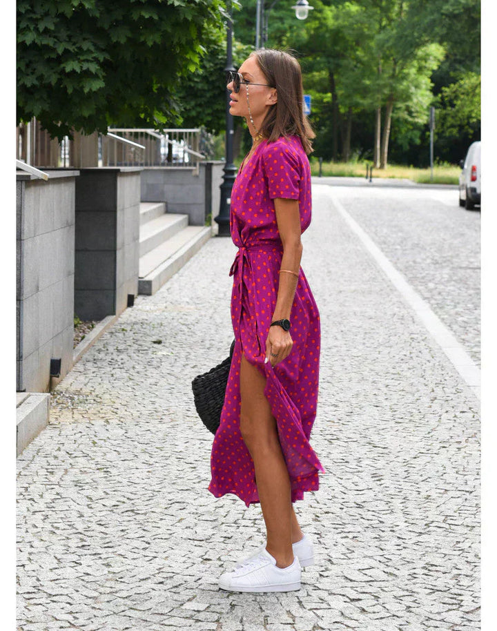 Julia | Elegantes Kleid mit V-Ausschnitt und figurformendem Schnitt