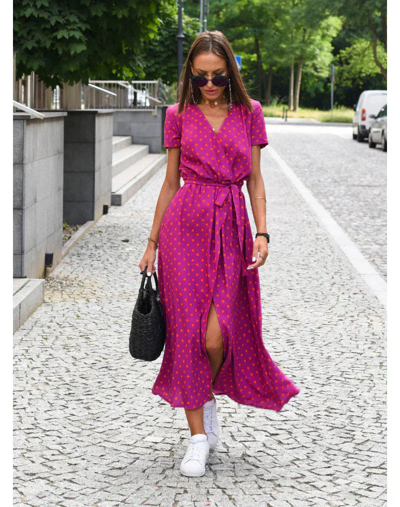 Julia | Elegantes Kleid mit V-Ausschnitt und figurformendem Schnitt